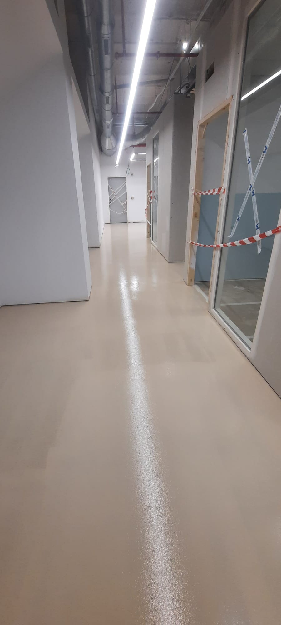 Suelos de resina epoxi en Barcelona